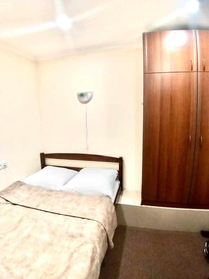 A&X Hostel&tours Erivan Exterior foto