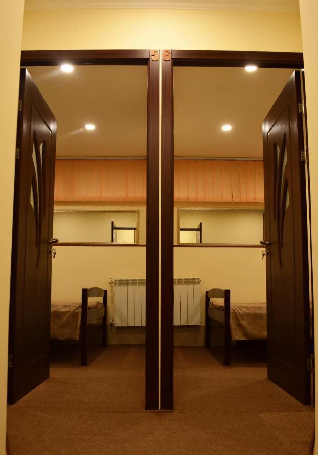 A&X Hostel&tours Erivan Exterior foto